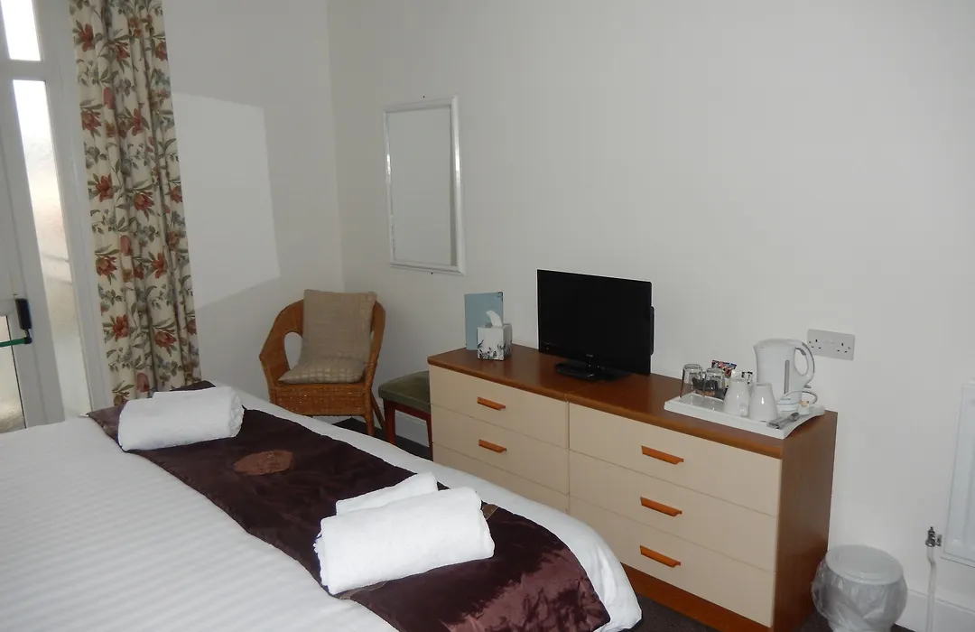 The Oasis Hotel-1